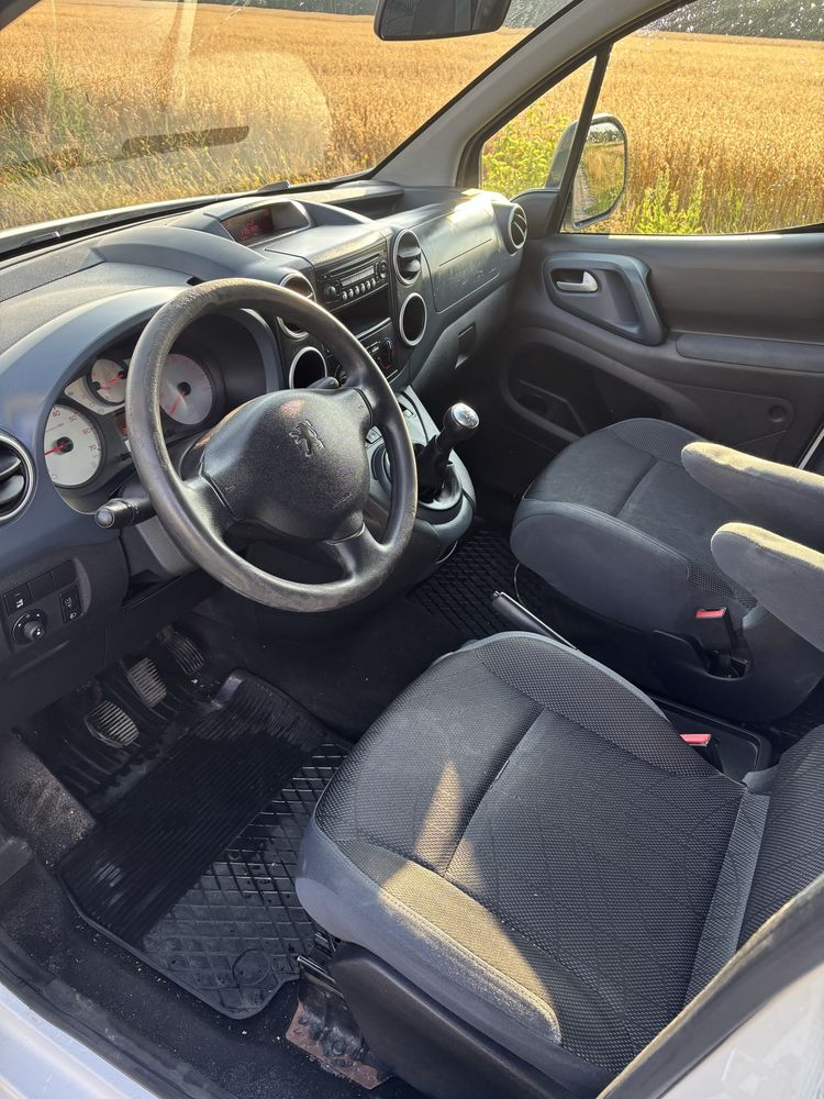 Peugeot Partner 1.6 hdi salon Polska