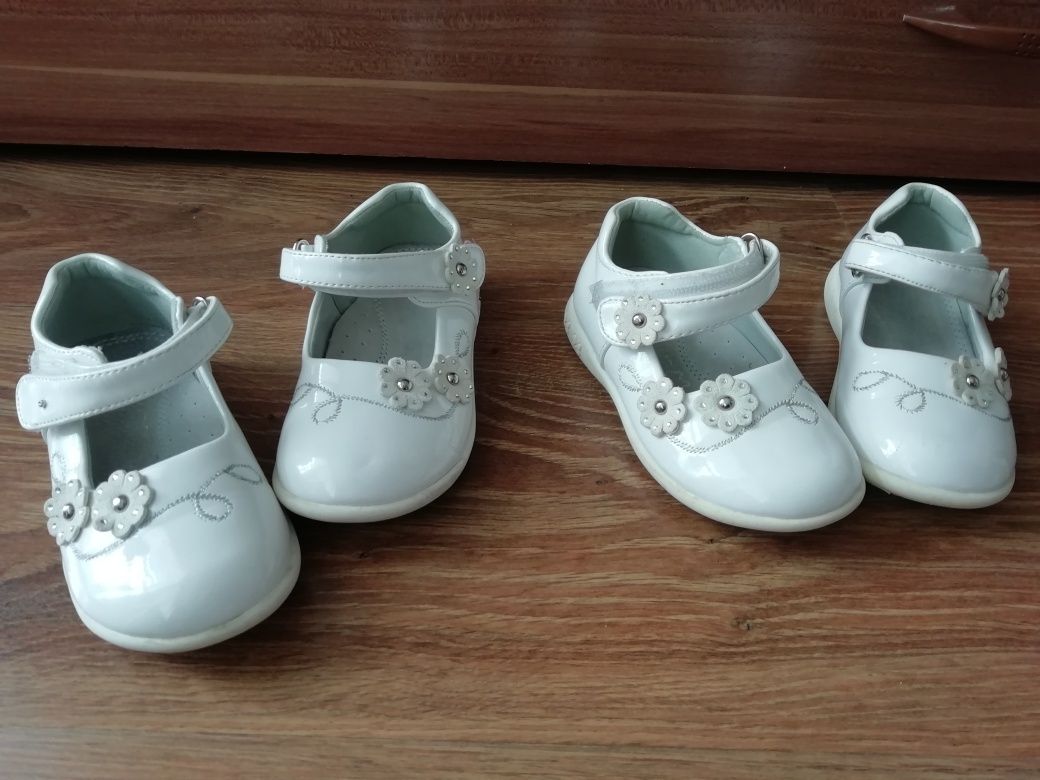 Sprzedam buty adidasy sandałki