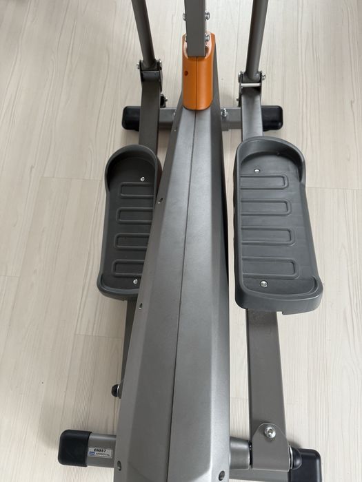 Orbitrek magnetyczny Sportop E850P – w bardzo dobrym stanie
