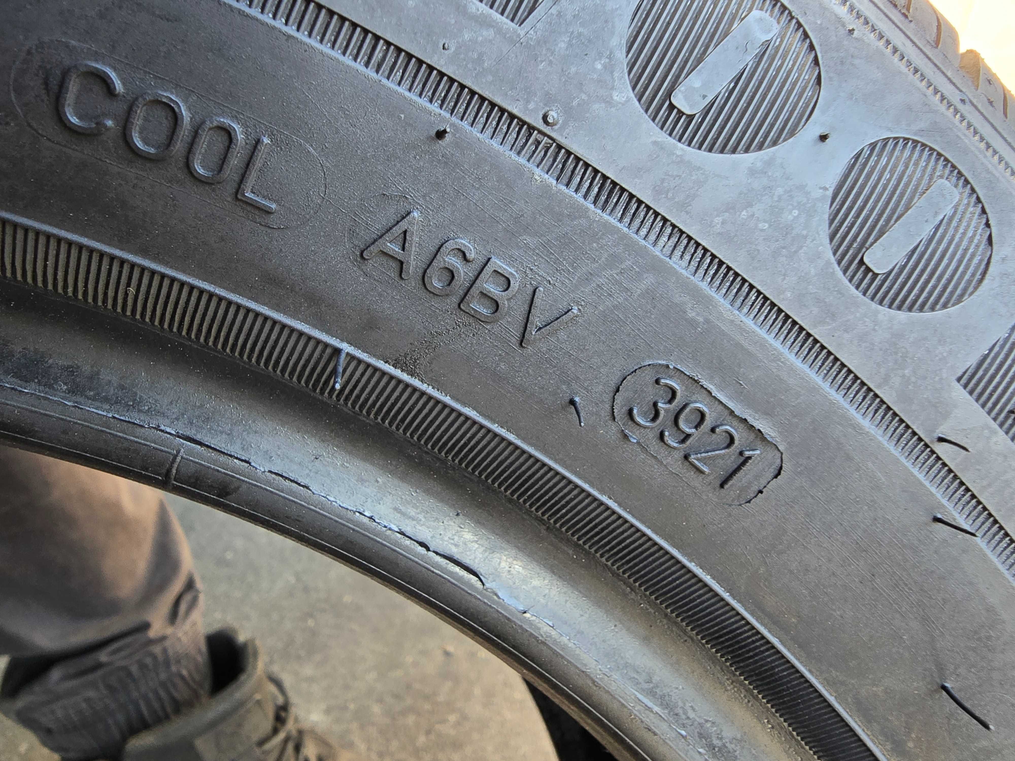 Sprzedam 2 opony 215/65 16" C Goodyear letnie 90% 2021r