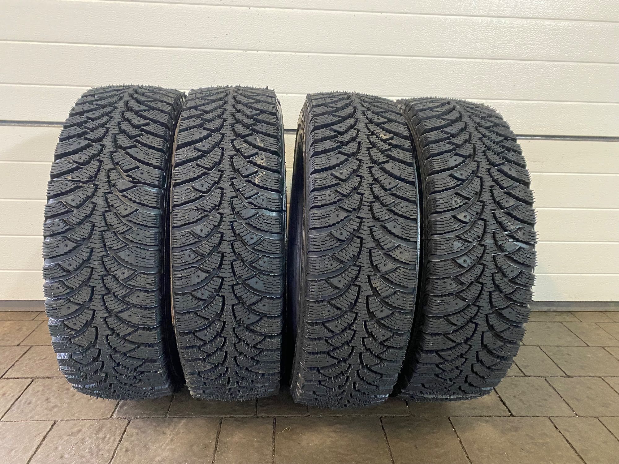 Opona zimowa 185/65 R.15 88T MARKGUM MHK4 bieżnikowana Polska