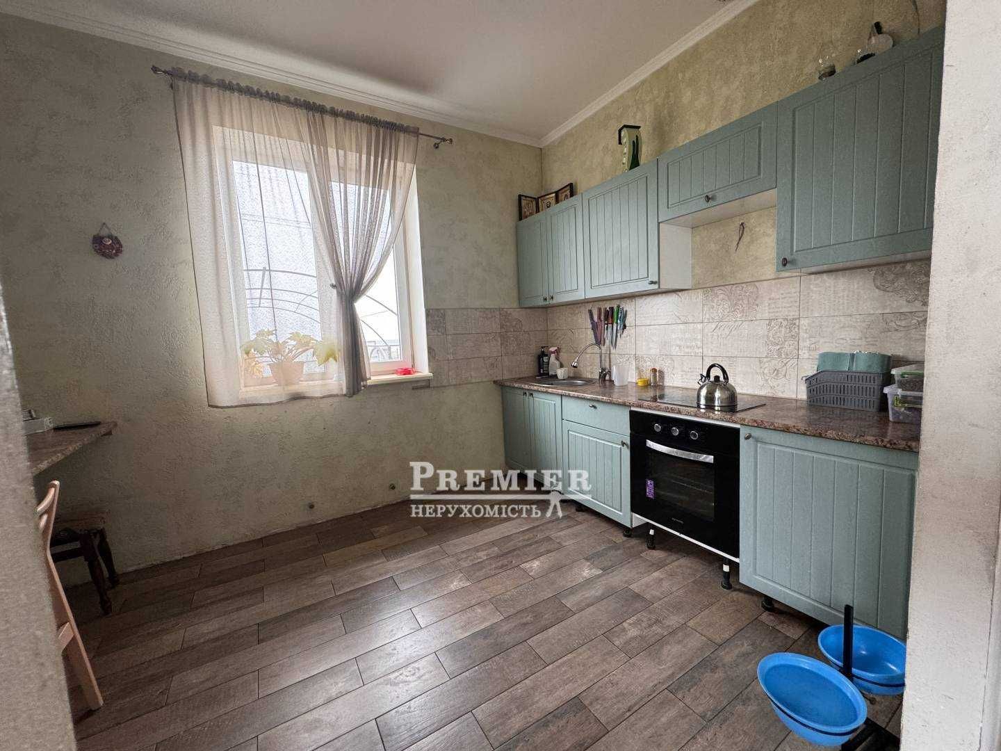 Будинок з сучасним ремонтом 90 кв.м на 5 сотках Красносілка.