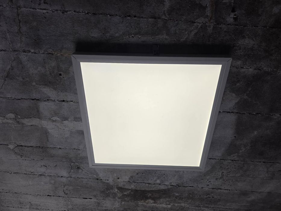 Panel LED Philips Coreline RC132V