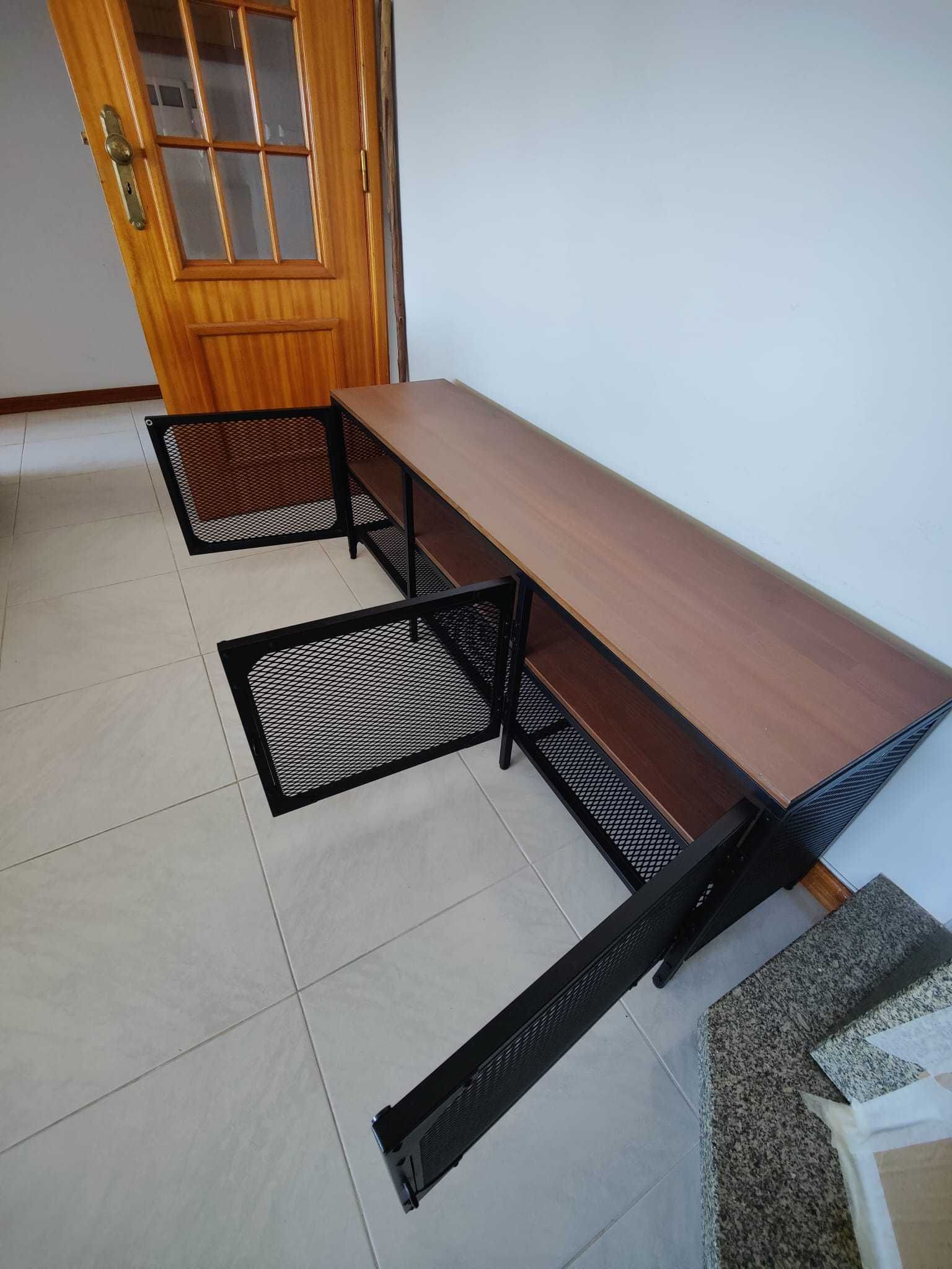 Móvel IKEA Fjalbo Móvel de TV