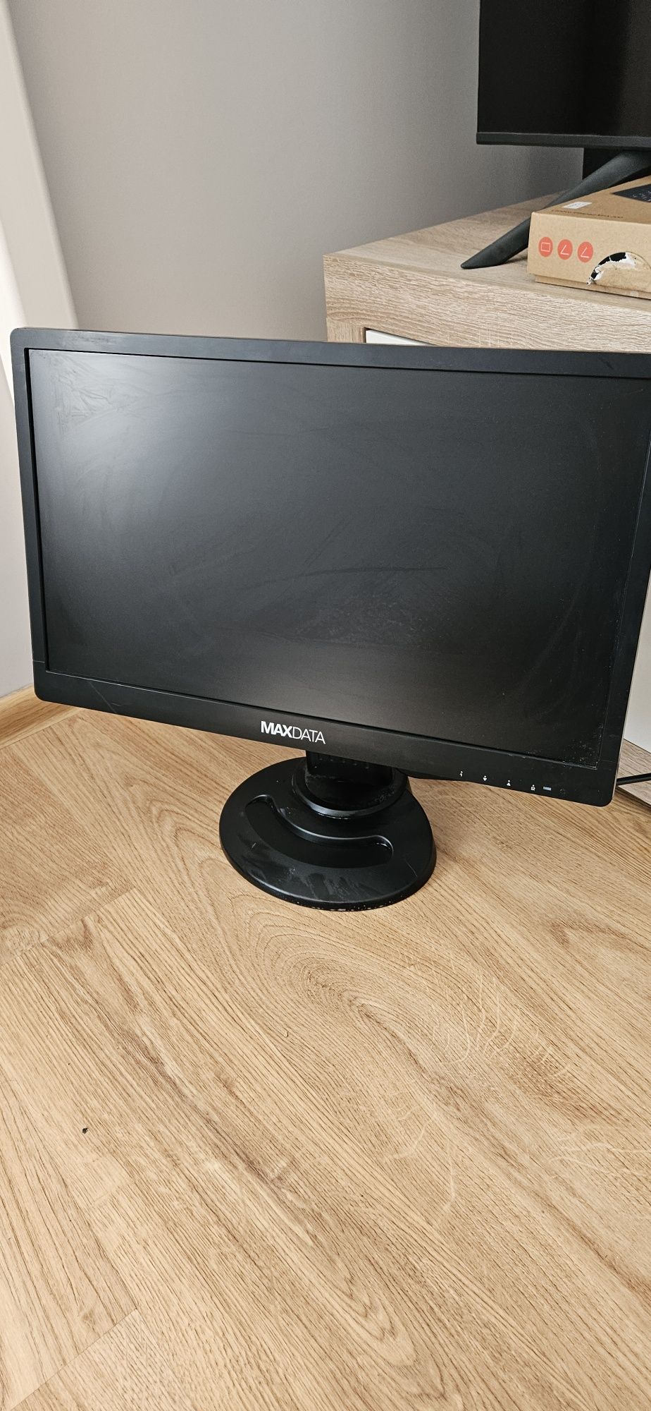 Monitor komputerowy 24 cale led HDMI