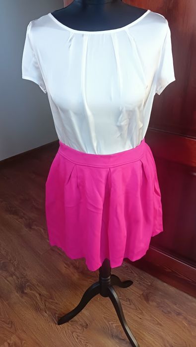 Spódnica damska fuksja rozmiar 38