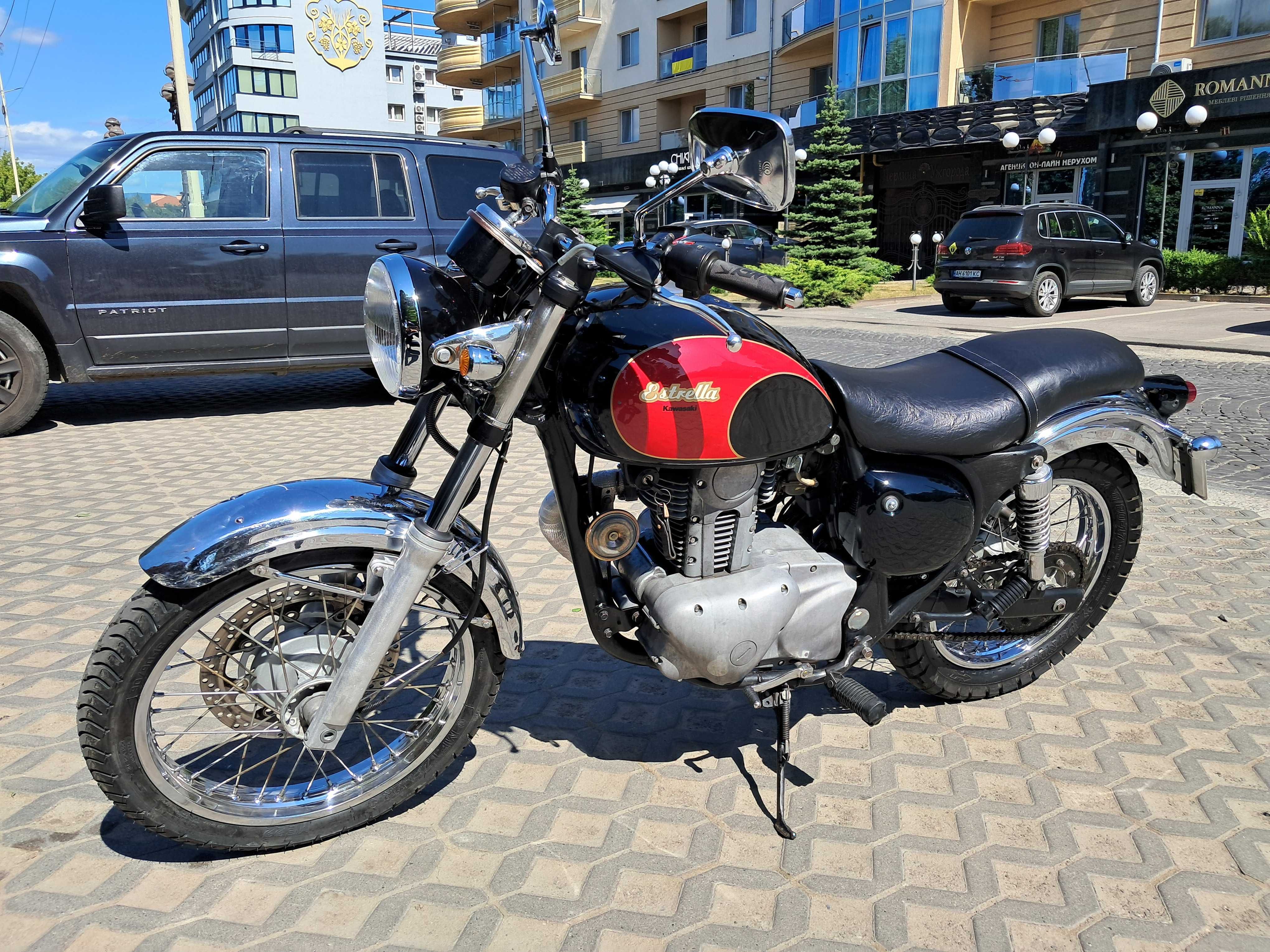 Продаю мотоцикл Kawasaki Estrella 250