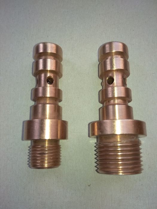 Палец заправочный метановый