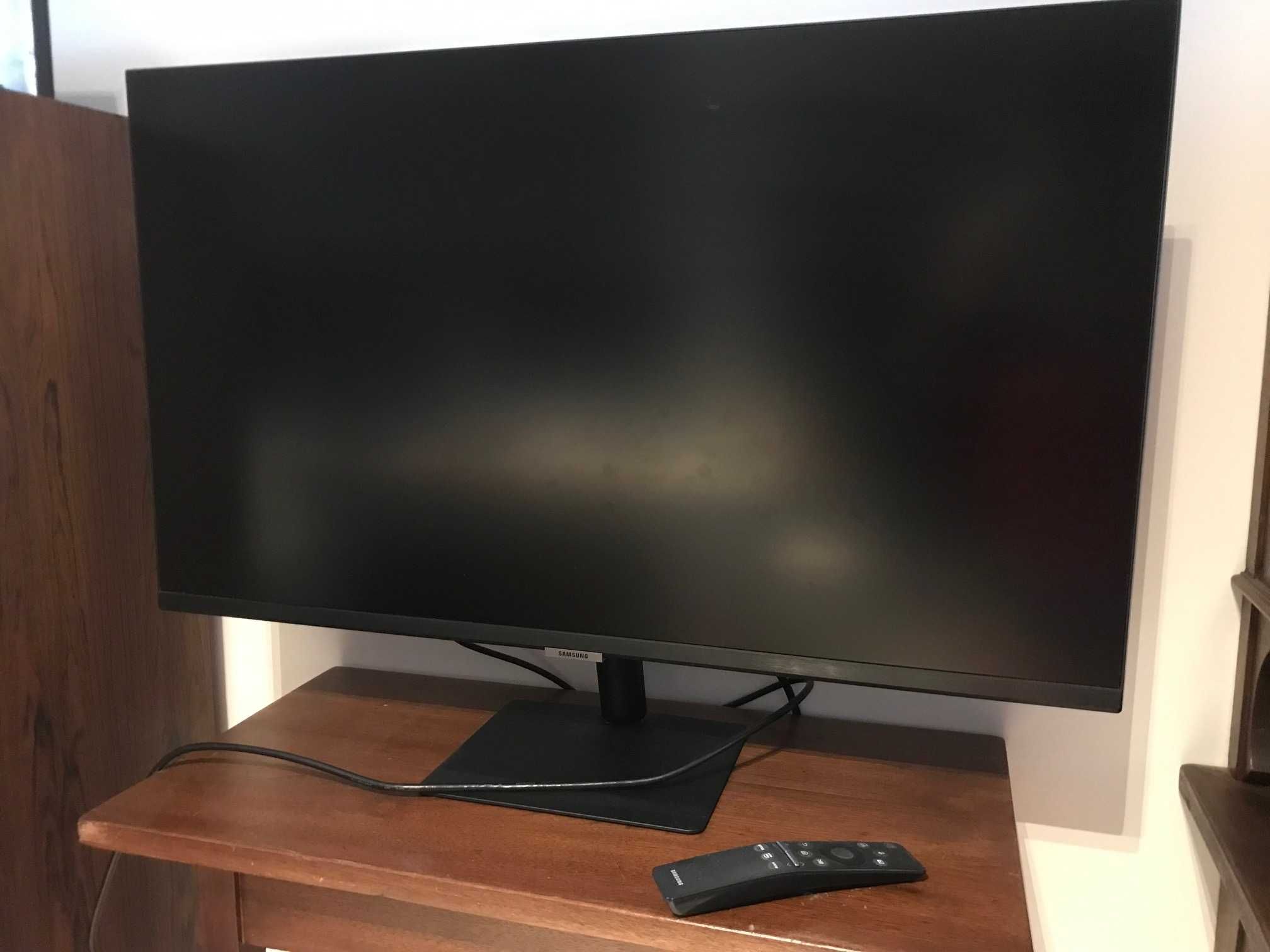 Monitor Smart + TV