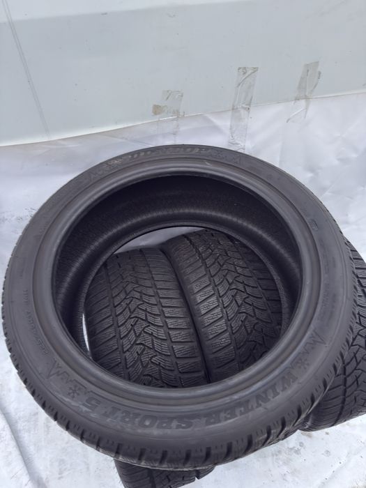 Колеса/резина/гума 225/45R17 Dunlop