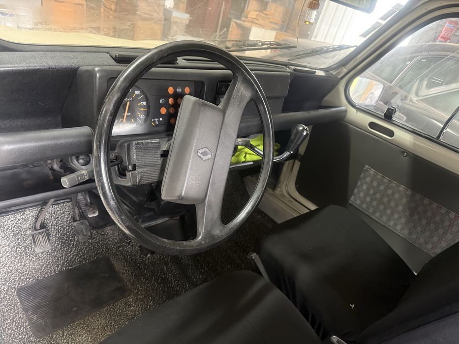 Renault   4L em muito bom estado a trabalhar   Pintura nova