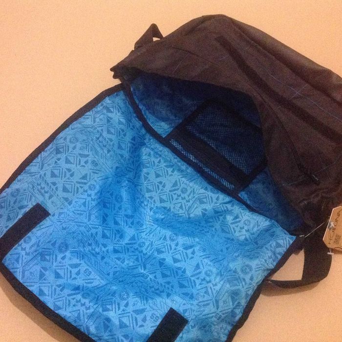 Месенджер сумка для ноутбука та документів Hot Tuna