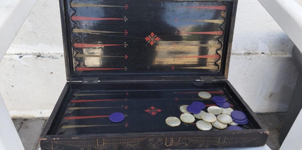 Jogo de xadrez antigo