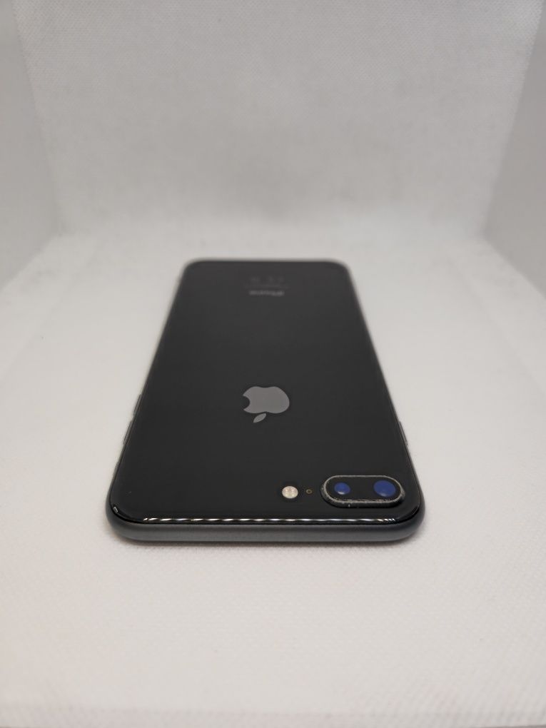 Iphone 8 Plus 64GB Preto