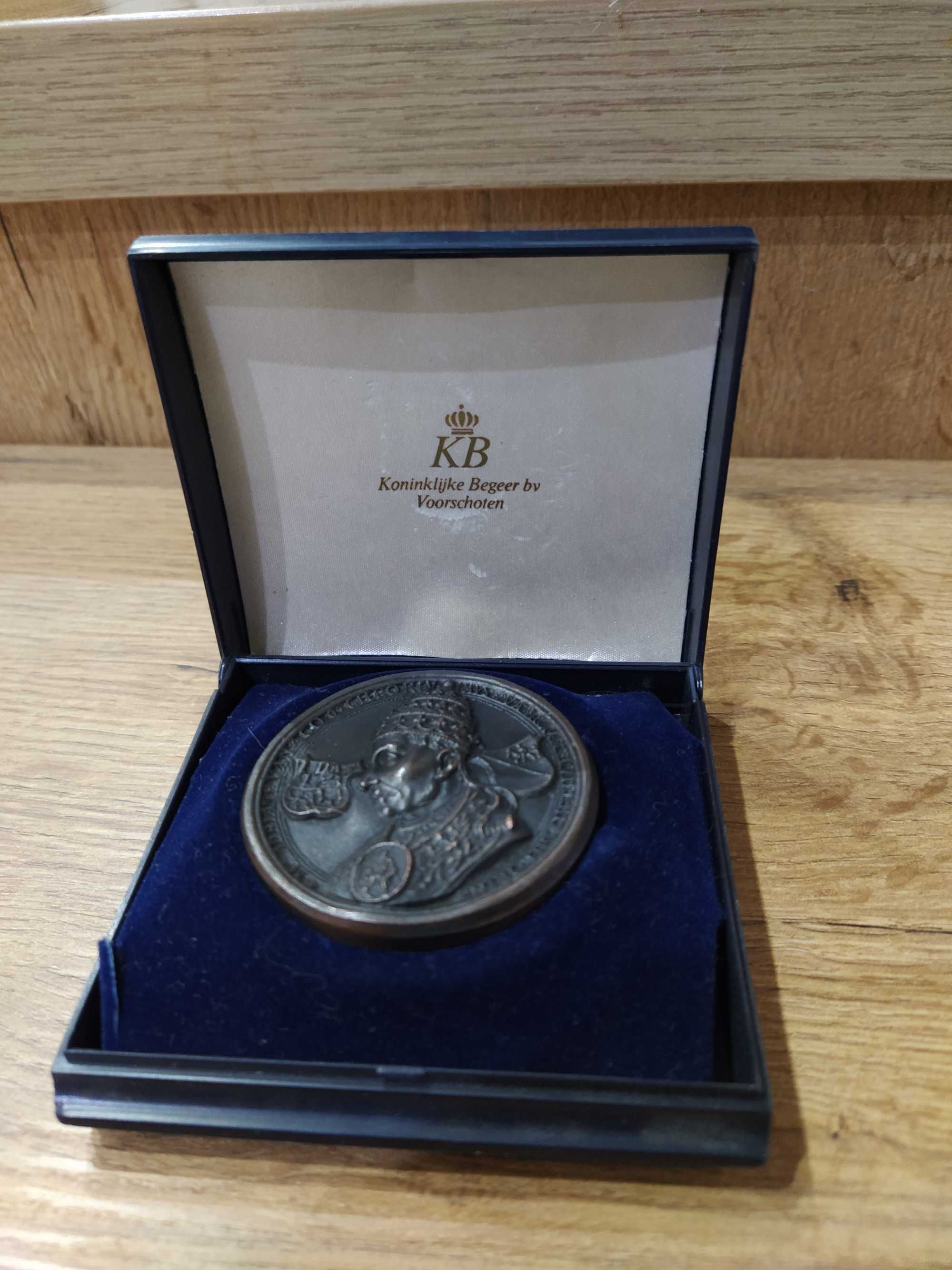 Medal Paus Adrianus VI;  1985