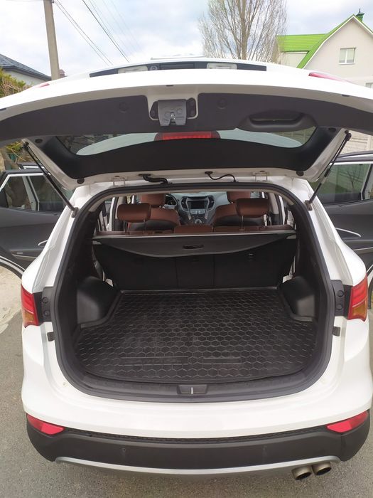 Продам автомобиль. Hyundai SANTA FE 2013 р.в. Максимальна комплектація