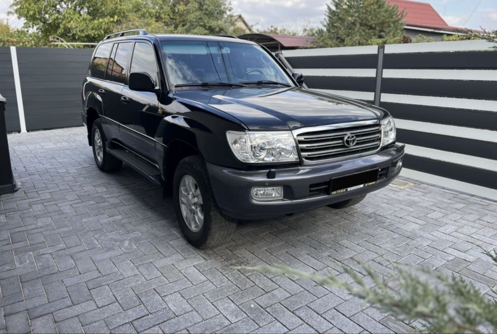 Toyota Land Cruiser 100 VX