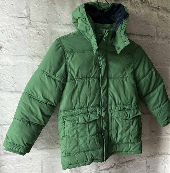 Zielona zimowa kurtka H&M 7-8 lat 122-128cm