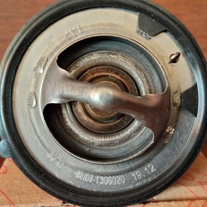 Термостат ЗАЗ ВІДА 1.5 CHERY(оригінал)