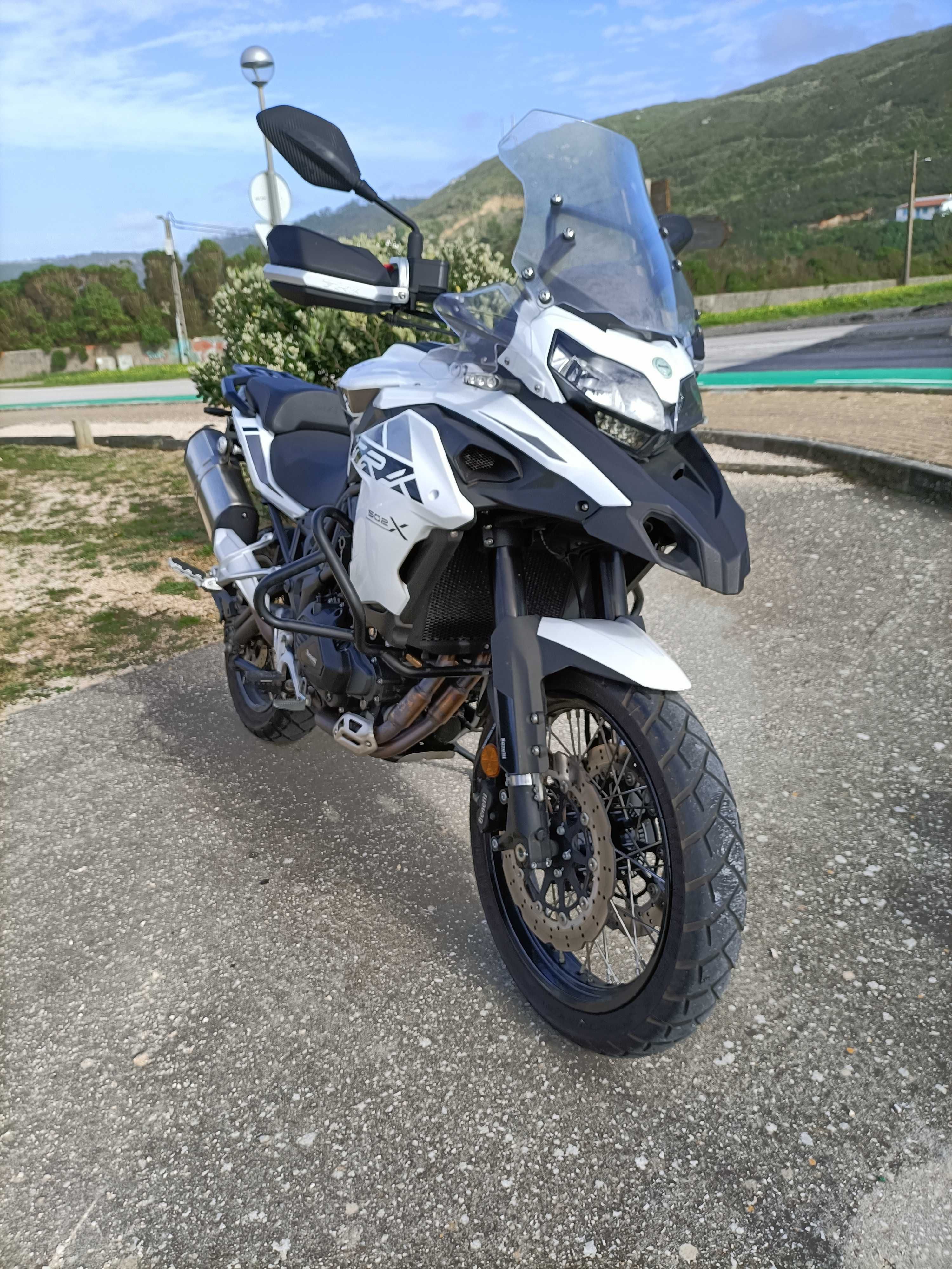 Moto Benelli TRK 502x