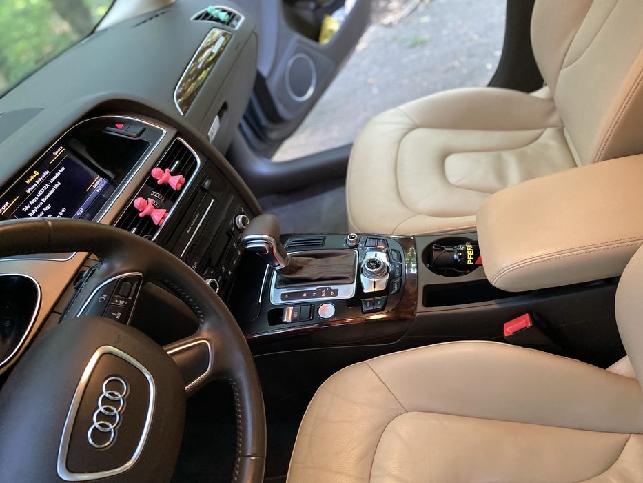 Продам Audi A4 B8 2014