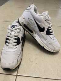 Nike air Max 90 essential