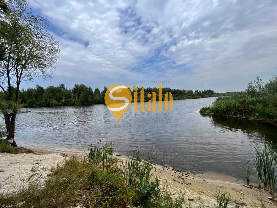 Ділянка на пів-острові біля озера Святище 12 соток Осокорки метро 6 км