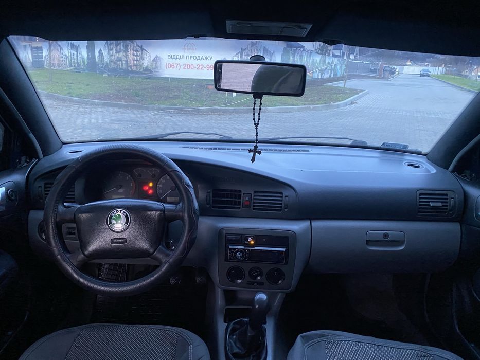 Шкода Октавія тур 1.6 МПІ