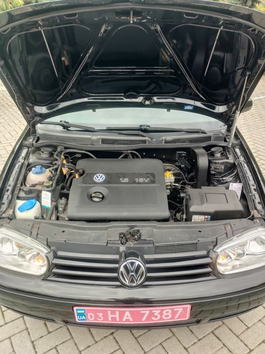 Volkswagen Golf 4, 1.6 бензин, 2003р., з Німеччини.