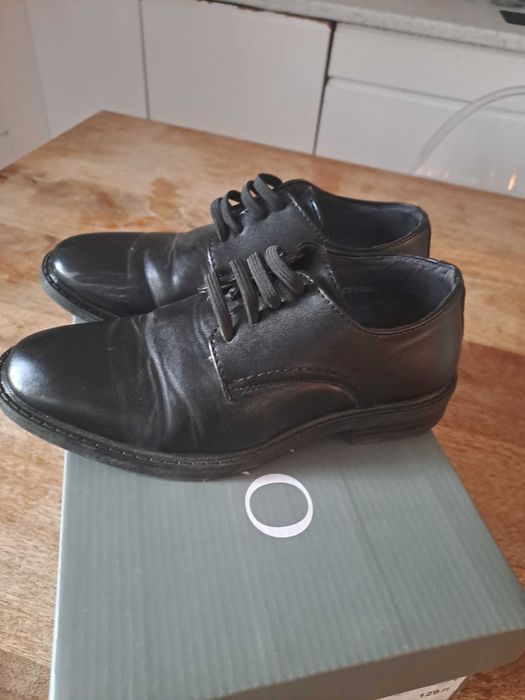Buty eleganckie mokasyny komunijne skórzane do garnituru rozmiar 33