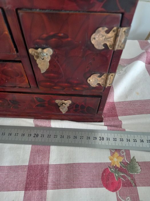 Guarda jóias Antigo.