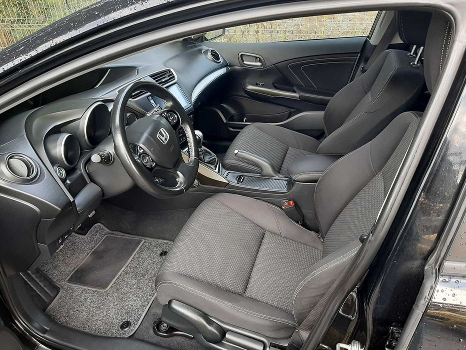 CZARNA Honda CIVIC Tourer, polift 2016r. zadbana,bez nakładów-do jazdy