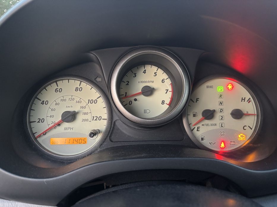 Toyota RAV4 niski udokumentowany przebieg