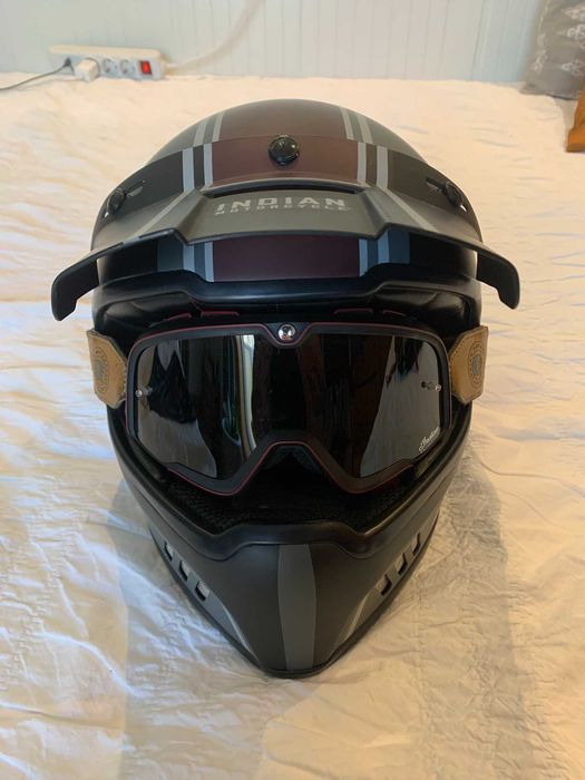 Kit Indian Motorcycle – Capacete, Óculos e Luvas