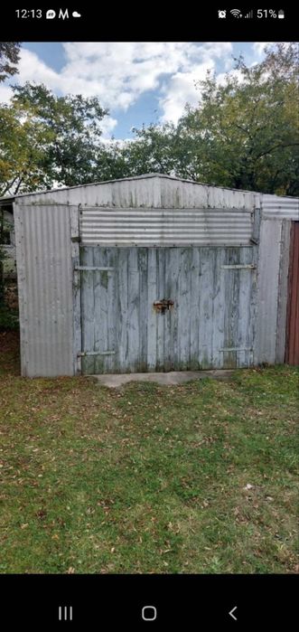 Garaż na zamykanym placu z kamerami Plac Dworcowy przy PKP i PKS