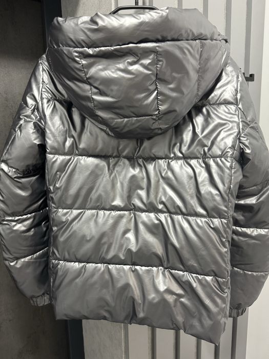 Жіноча курточка демісезонна