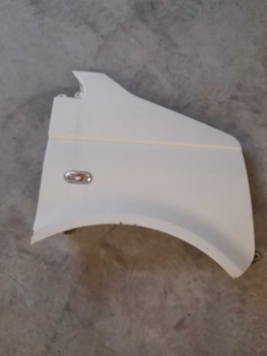 Błotnik prawy przód VW Transporter T5