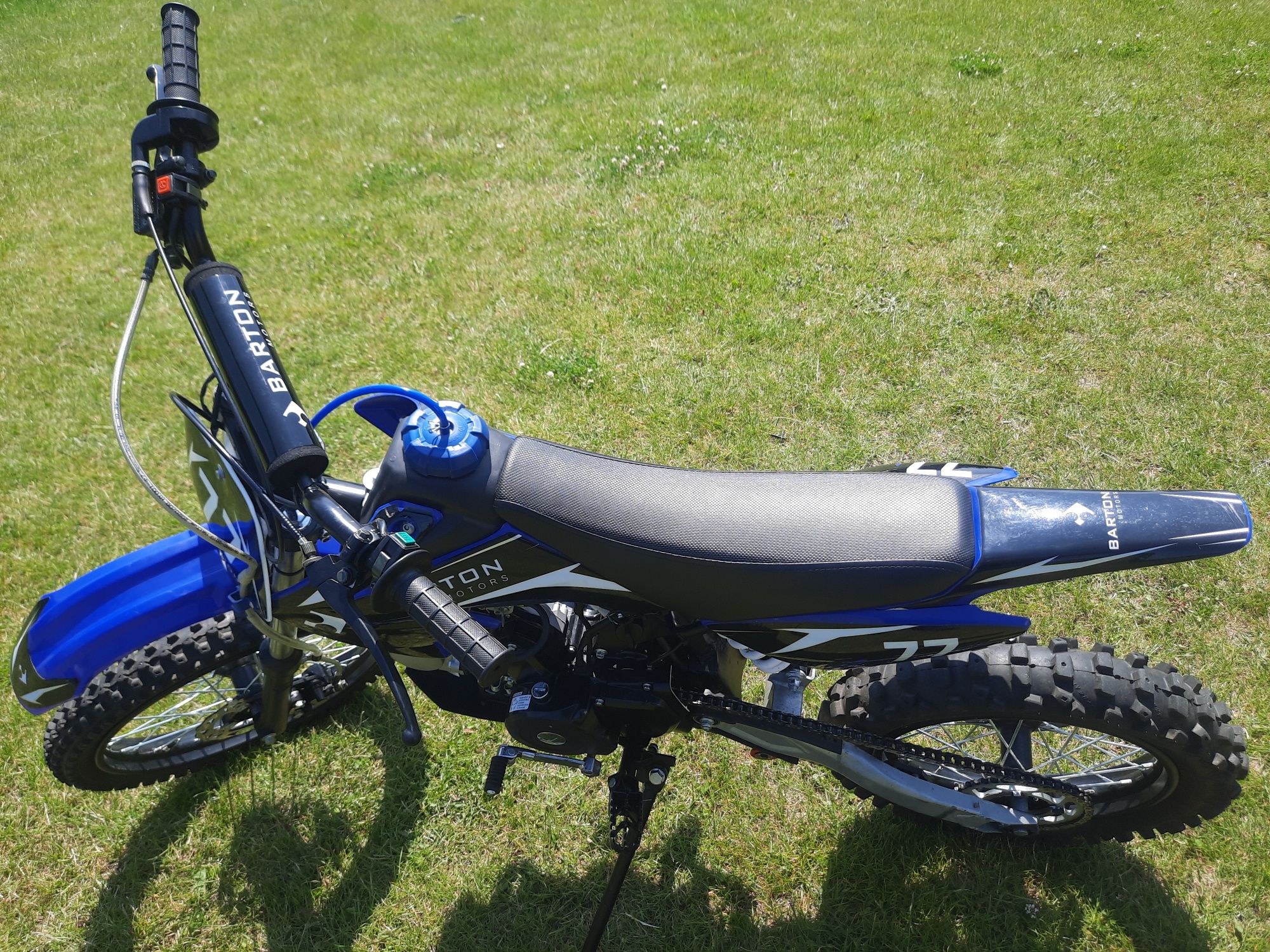 Cross Barton 125