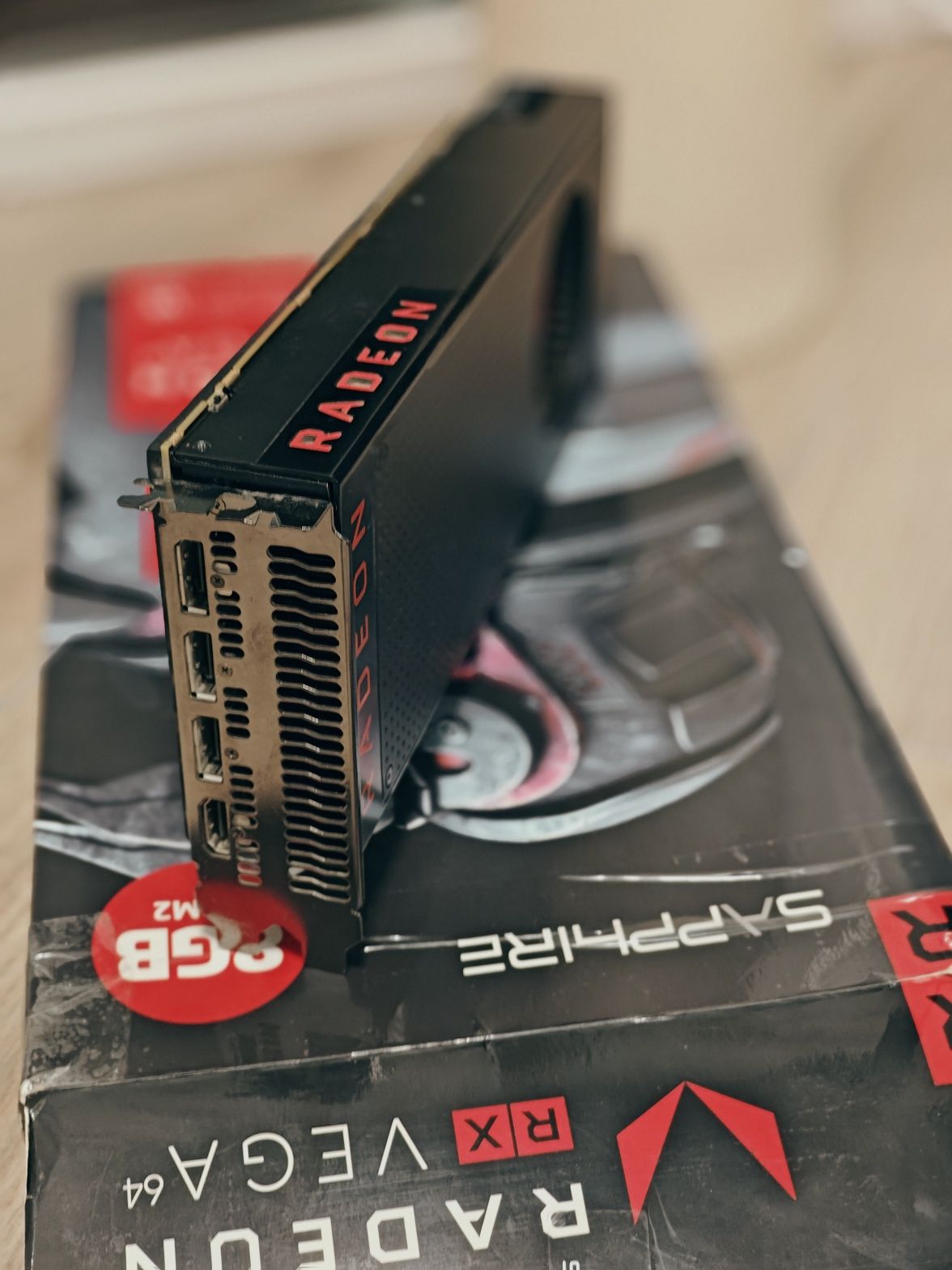 Відеокарта Sapphire Vega 64 8gb 2024bit