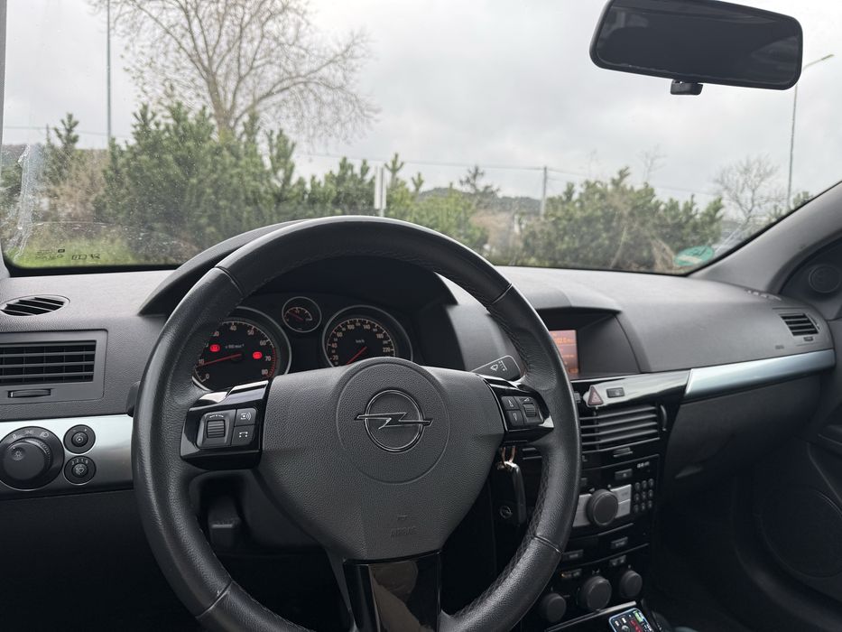 OPEL Astra H 1.6 turbo GTC OPC line