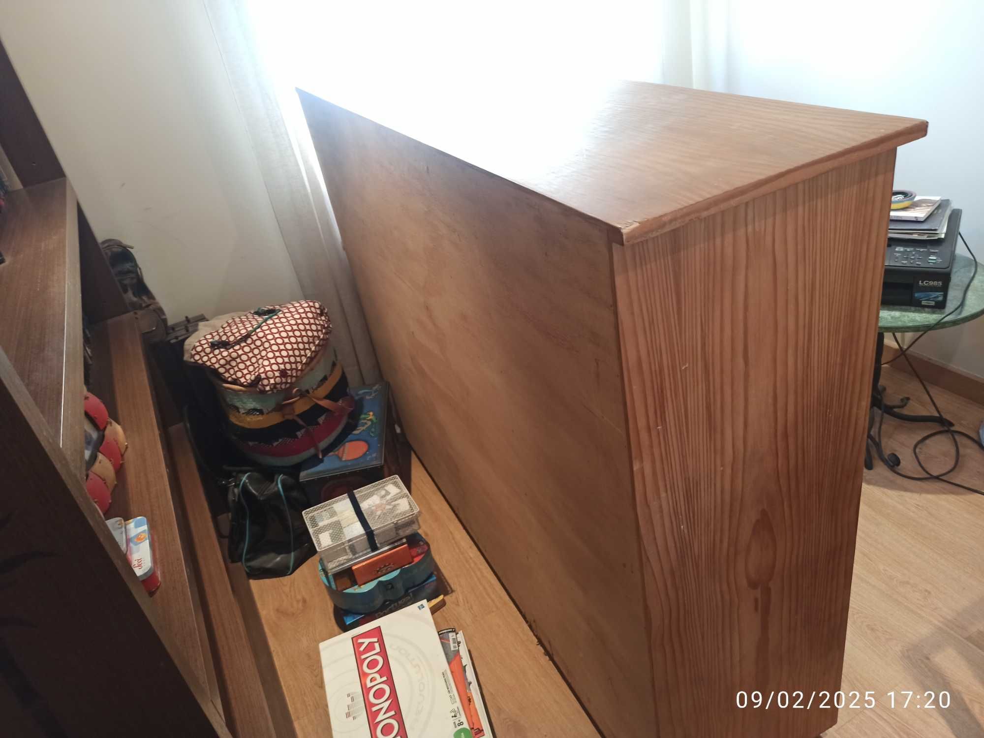 Móvel para quarto de dormir ou sala de estar