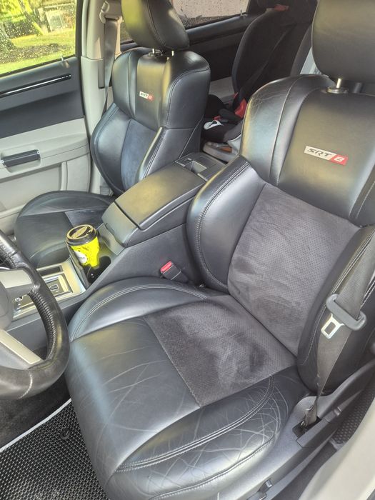 Chrysler 300c srt8 Niski Przebieg 97tys km, roczne LPG stag, zadbany