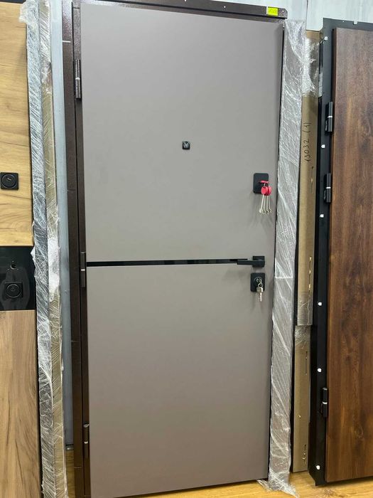 Вхідні - Броньовані двері РОЗПРОДАЖ ! В наявності!