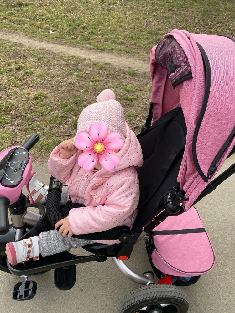 Велосипед триколісний з батьківською ручкою Best Trike для дівчинки.