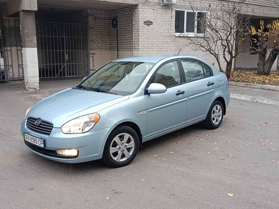 Hyundai Accent c оригинальным пробегом 100 т.км в хорошем состоянии