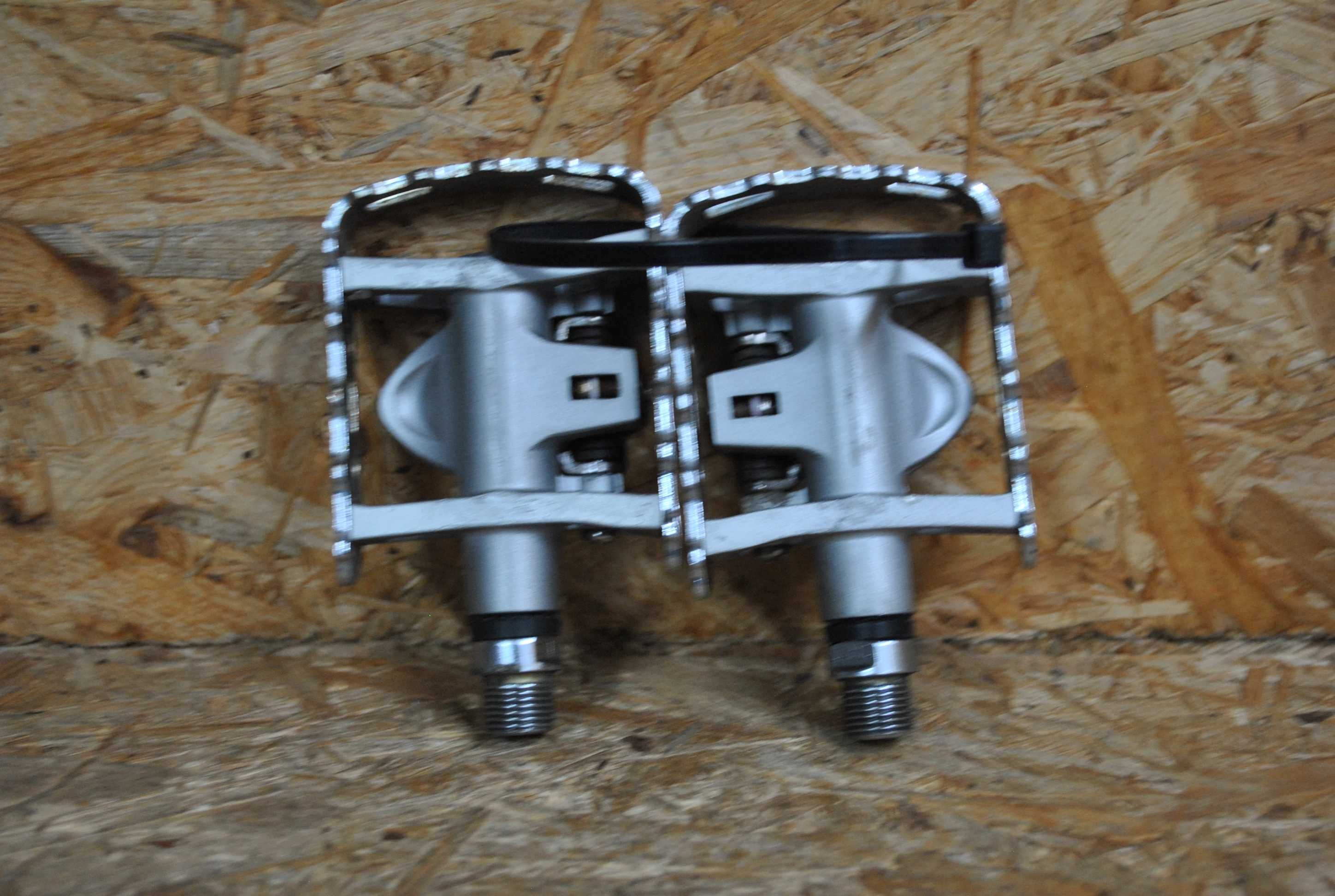 Idealne Pedały Shimano SPD PD-M324 MTB Gravel 4
