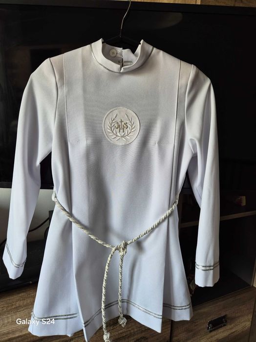 Alba komunijna chłopieca