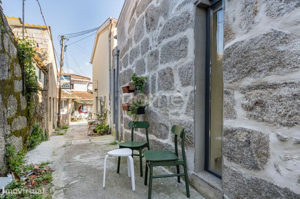 Moradia NOVA no centro do Porto