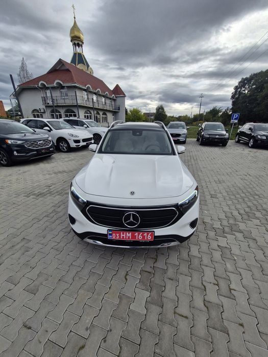 Mercedes Benz EQB 300  70,5kwt