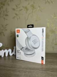 Навушники з мікрофоном JBL Live 460NC White